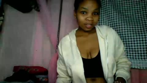 Snapshot of kiarah_69 chatting on 06.13.26 kiarah 69 online show from 06.13.26
