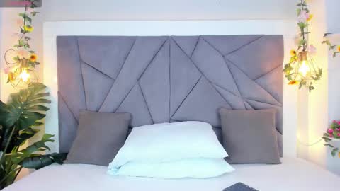 kiarha  online show from 12.03.25