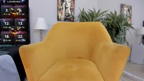 Kieran Derek online show from 10.26.25