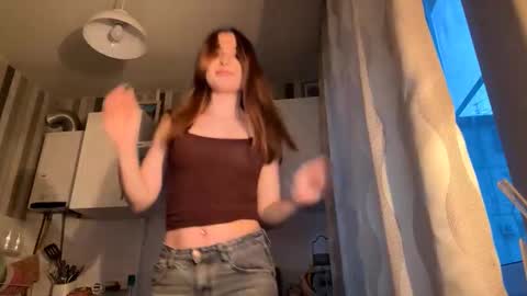 Ola my name is Lissa  Lets hit 10 Thumbs Up together   online show from 03.25.26