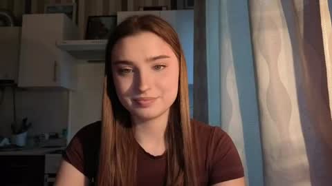 Snapshot of kierstentates chatting on 04.25.26 Ola my name is Lissa Lets hit 10 Thumbs Up together online show from 04.25.26