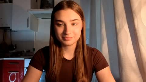 Snapshot of kierstentates chatting on 05.31.26 Ola my name is Lissa Lets hit 10 Thumbs Up together online show from 05.31.26
