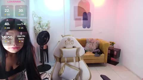 Snapshot of kiitty__meow chatting on 03.21.26 Kitty online show from 03.21.26