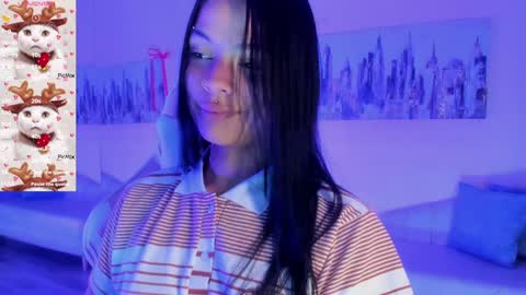 Snapshot of kiki_cams chatting on 12.17.24 kIKI online show from 12.17.24