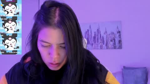 Snapshot of kiki_cams chatting on 01.27.25 kIKI online show from 01.27.25