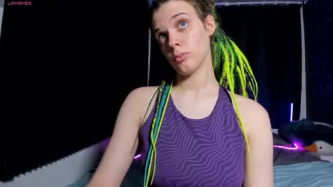 Kiki online show from 12.05.25