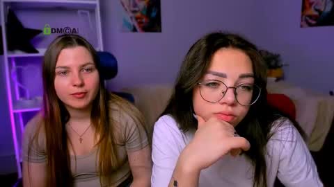 Snapshot of kiki_swan chatting on 03.07.25 kiki_swan online show from 03.07.25