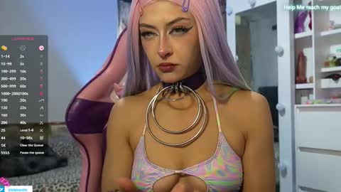 kiki online show from 11.06.25