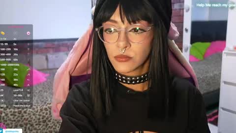 kiki online show from 04.06.26