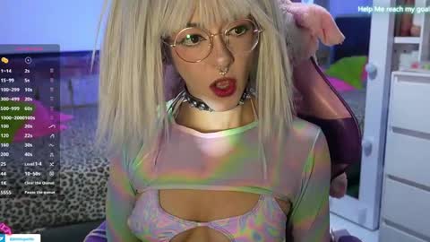 kiki online show from 04.10.26