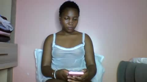 Snapshot of kikimocha chatting on 06.19.26 kikimocha online show from 06.19.26