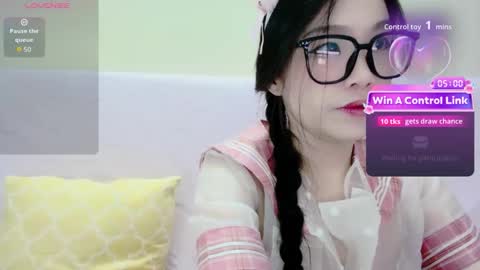 Snapshot of kikisubgirl chatting on 05.28.26 Kiki online show from 05.28.26