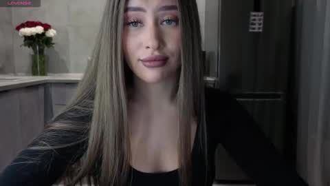 Snapshot of killer__girls chatting on 11.07.25 EvaAnna online show from 11.07.25