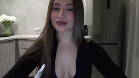 EvaAnna online show from 05.19.26