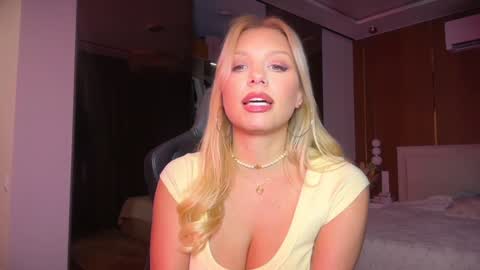 Killer Tits online show from 12.01.25