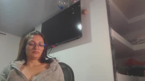 Snapshot of killey_saints chatting on 12.29.24 killey online show from 12.29.24