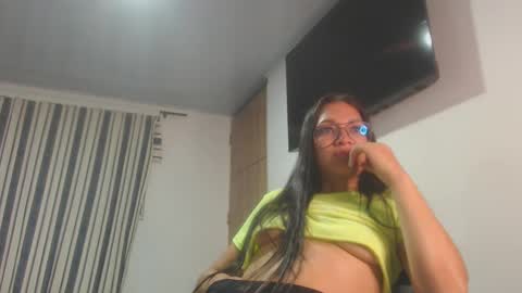 Snapshot of killey_saints chatting on 02.14.25 killey online show from 02.14.25