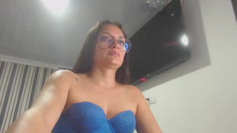 Snapshot of killey_saints chatting on 02.21.25 killey online show from 02.21.25