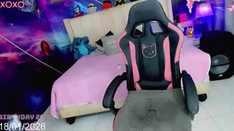 kylie anthonella online show from 01.19.26