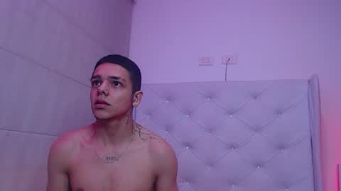 Snapshot of kim69_and_noah chatting on 12.01.25 cherry online show from 12.01.25