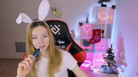 kim_boyd online show from 12.18.24