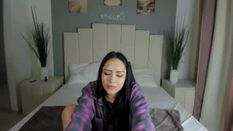 Kim online show from 03.11.25