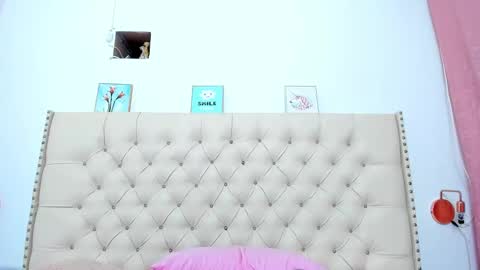 kim_eli online show from 12.16.24