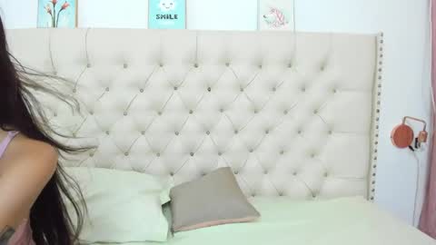 kim_eli online show from 01.11.25