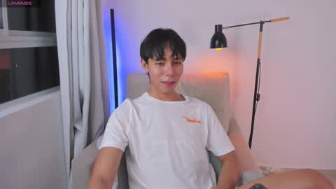 Kim Lian online show from 03.05.26