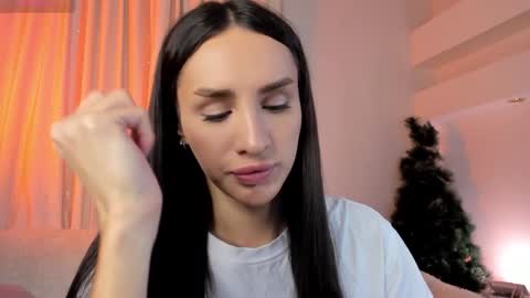 Kim Oberlin online show from 12.14.25