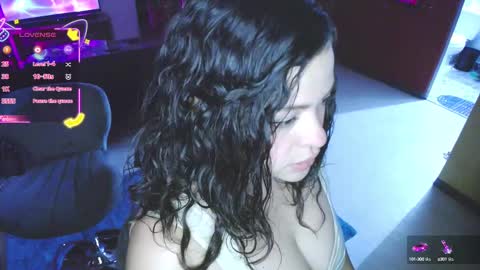 Kim Mishell  online show from 09.29.25