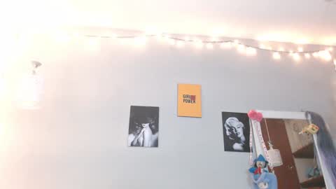 Kim  Yuk online show from 01.07.25