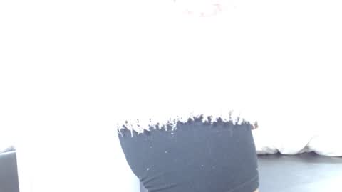 Kim  Yuk online show from 02.08.25