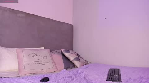 Snapshot of kimapril chatting on 02.03.26 April online show from 02.03.26