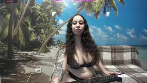 Snapshot of kimberd33 chatting on 11.26.25 Kimmy online show from 11.26.25