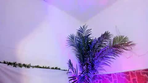 Snapshot of kimberly_gonzalez1 chatting on 12.03.24 kimberly gonzalez online show from 12.03.24