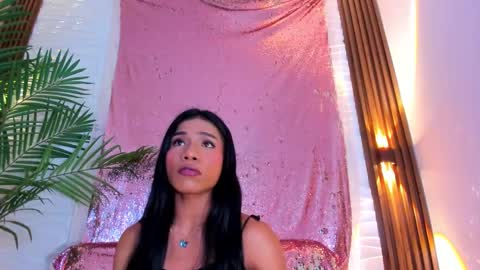 Snapshot of kimberly_gonzalez1 chatting on 09.25.25 kimberly gonzalez online show from 09.25.25