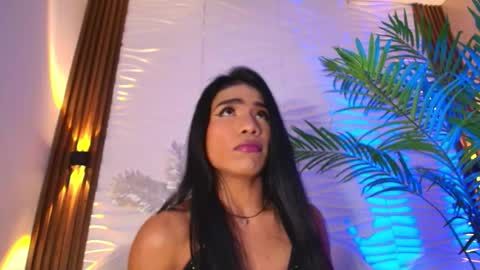 Snapshot of kimberly_gonzalez1 chatting on 11.11.25 kimberly gonzalez online show from 11.11.25