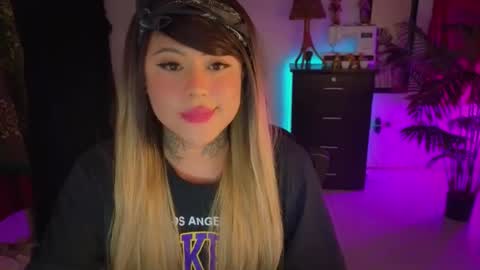 Kimberly Polizzi     online show from 12.17.25