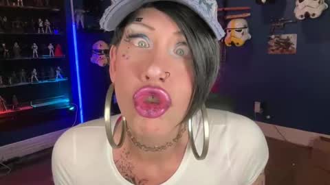 Kimber Haven online show from 09.13.25