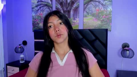 Kimberly Villalobos online show from 10.03.25