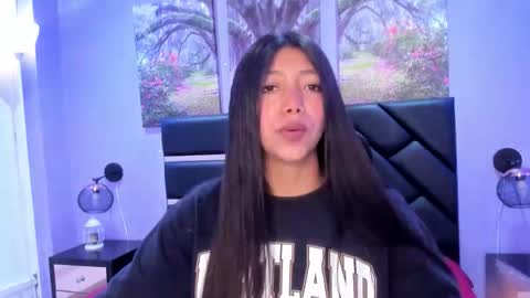 Kimberly Villalobos online show from 11.13.25