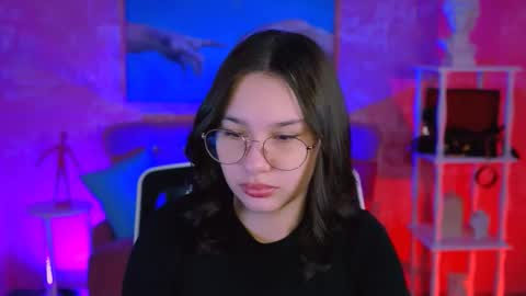 kimclarks online show from 11.15.25