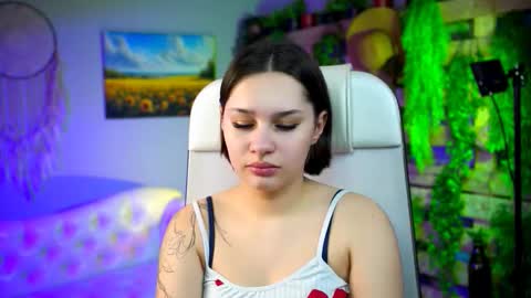 kimclarks online show from 02.10.26