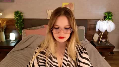 KimEvanss online show from 05.02.26