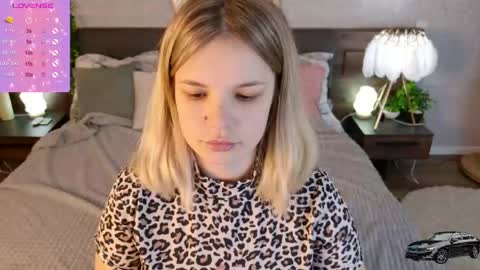 KimEvanss online show from 05.15.26