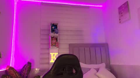 KimGeorgia online show from 10.23.25