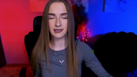 kimi_glow online show from 11.30.25