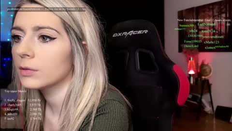 Wolfs Girl online show from 03.18.26