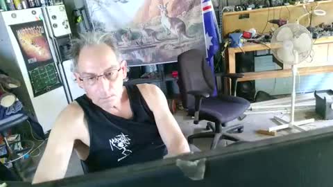 kimintheshed online show from 04.19.26